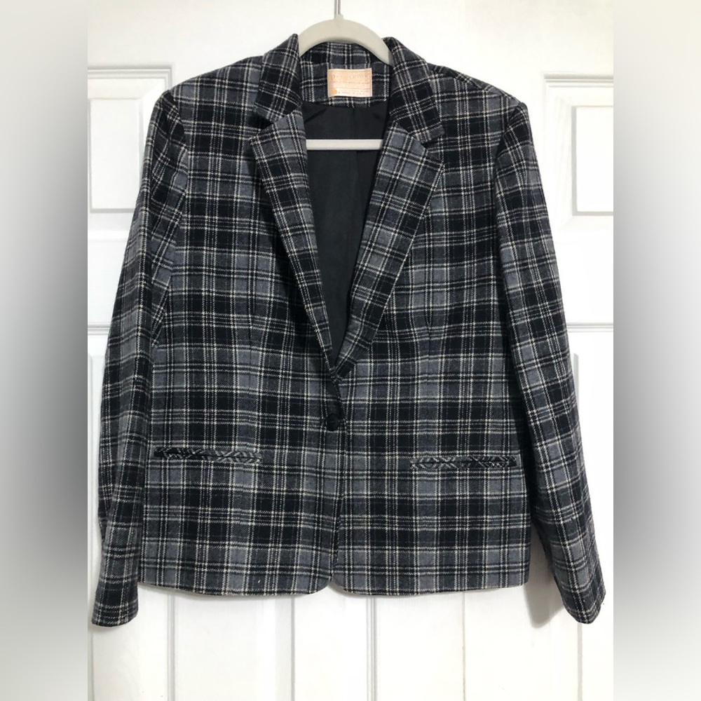 Vintage Pendleton plaid pure virgin wool blazer made USA women’s size 16